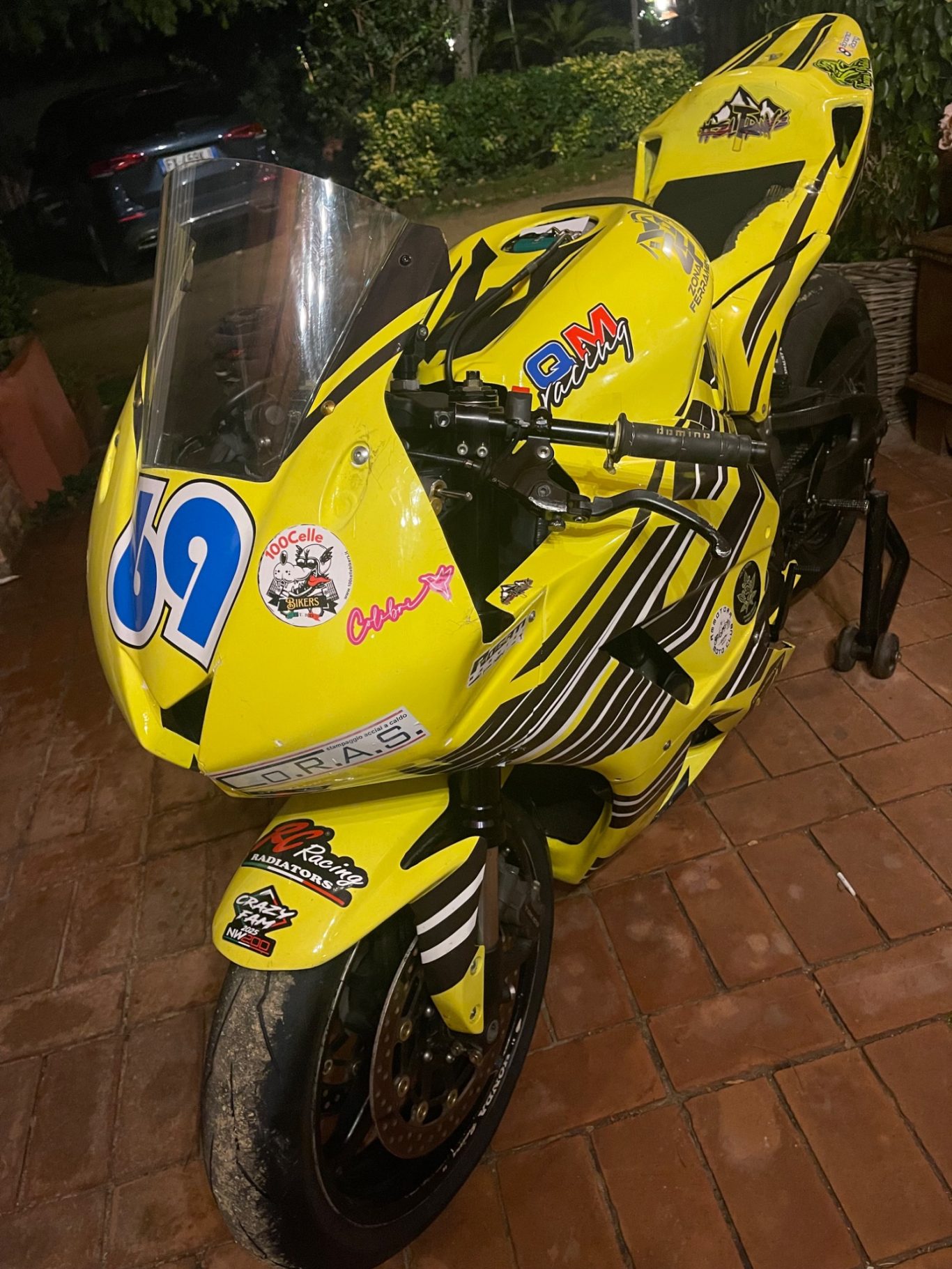 Il Nostro Logo sulla Moto del Pilota Tiziano Rosati